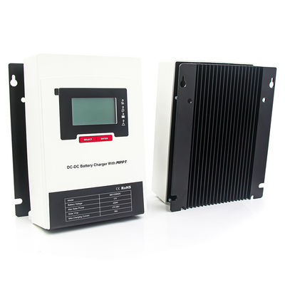 Bom preço 700W PV Input 50A DC DC Carregador IP32 Proteção 12V Carregador de bateria de arranque on-line